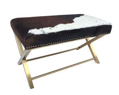 Banc design avec pieds en acier et peau de vache