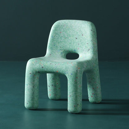 Chaise enfant en résine artisanale