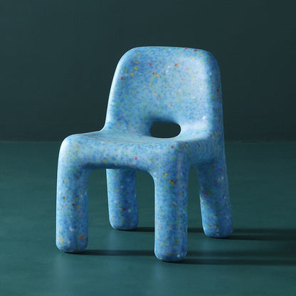 Chaise enfant en résine artisanale