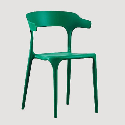 Chaise moderne en plastique avec dossier enveloppant en bandeau