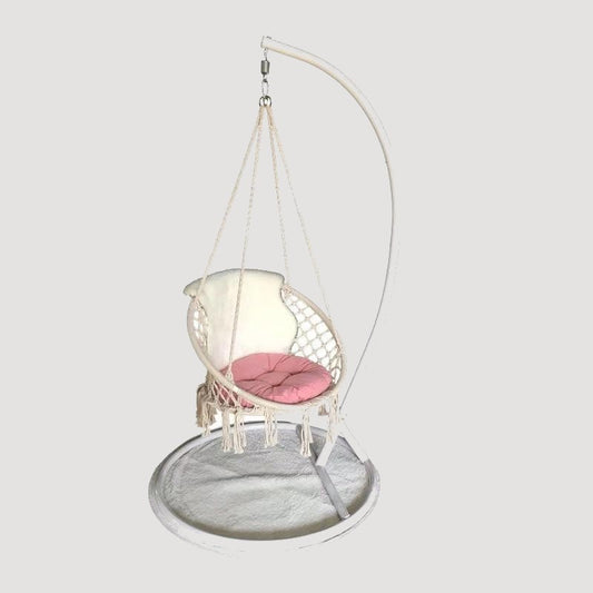 Chaise suspendue beige avec frange