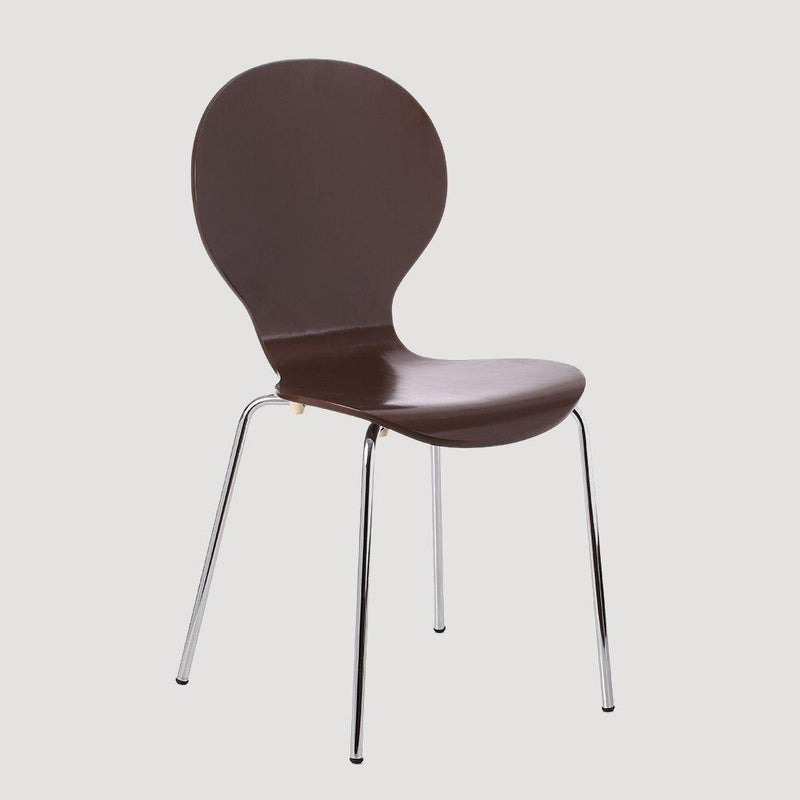 Chaise design marron en forme coquillage