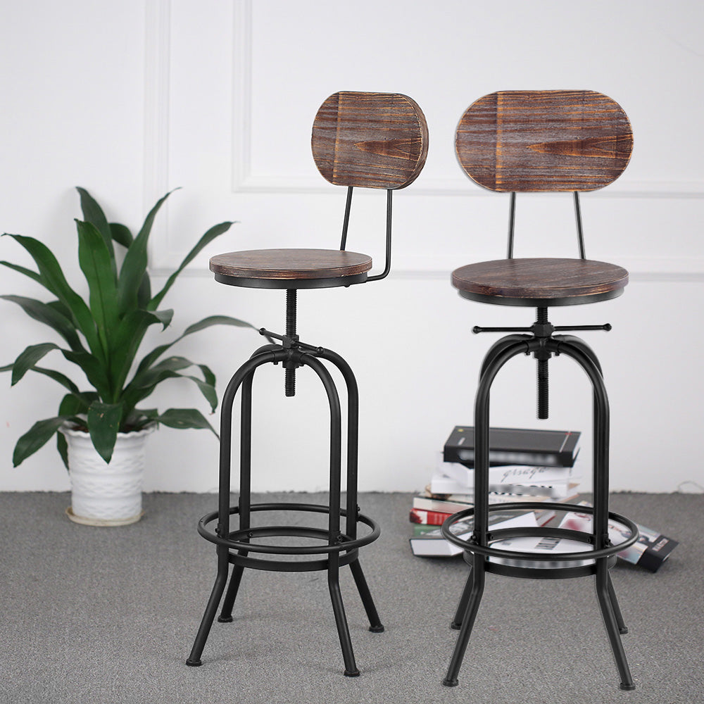 Chaise de bar de style industriel avec assise en bois et pieds en fer noir