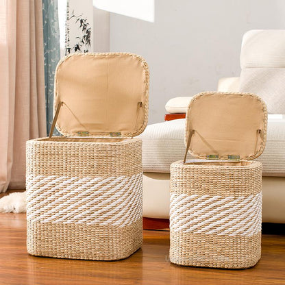 Tabouret en rotin avec rangement