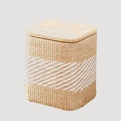 Tabouret en rotin avec rangement de forme rectangulaire