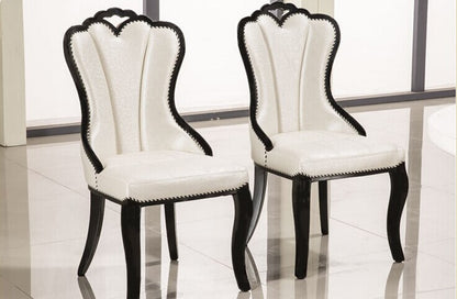 Chaise louis XVI moderne en bois noir et cuir blanc (lot de 2)