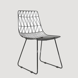 Chaise design en métal noir à motif géométrique