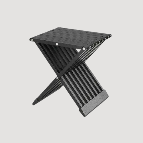 Tabouret scandinave pliable en bois noir