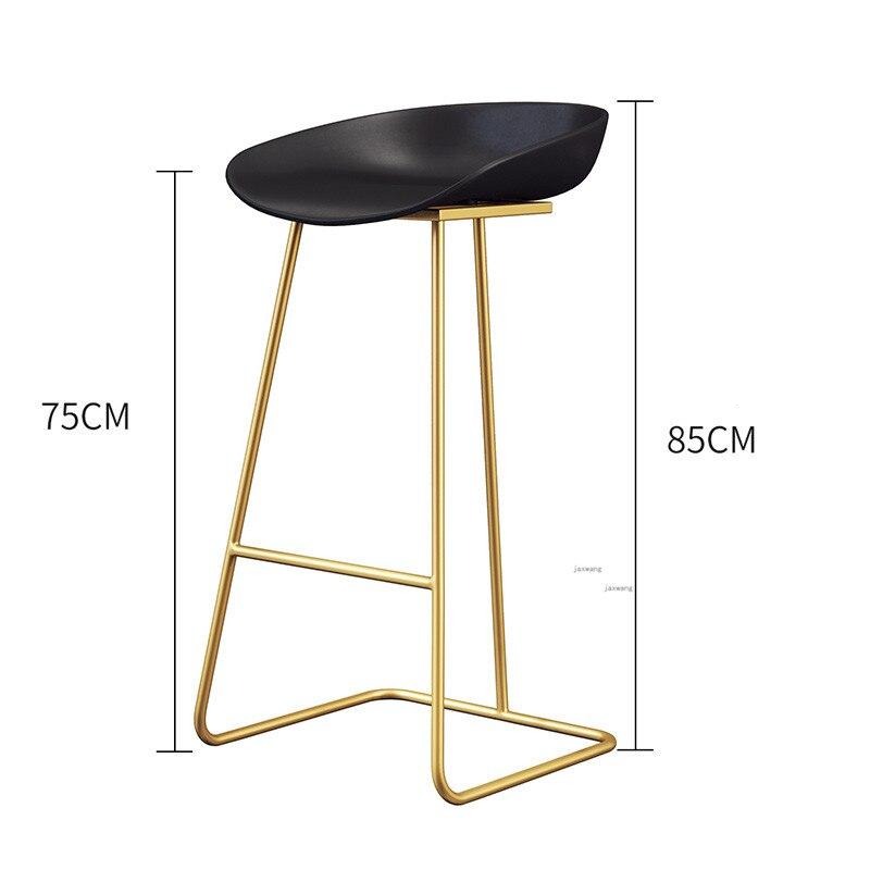 Tabouret de bar design scandinave noir et doré