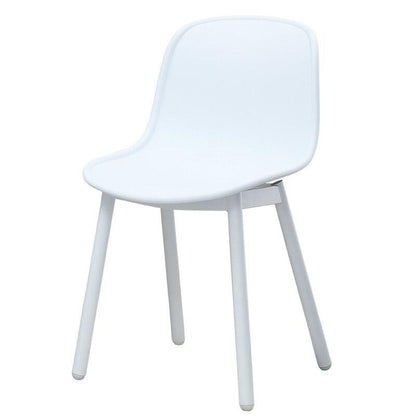 Chaise scandinave en métal et résine