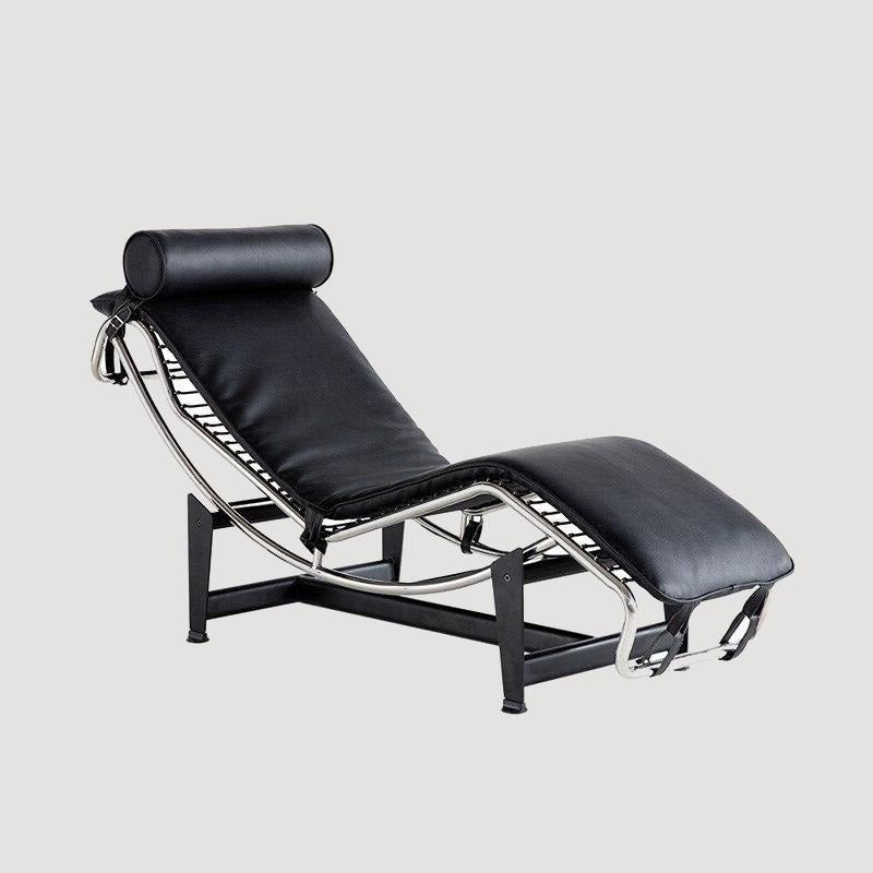 Chaise longue design en métal et cuir noir