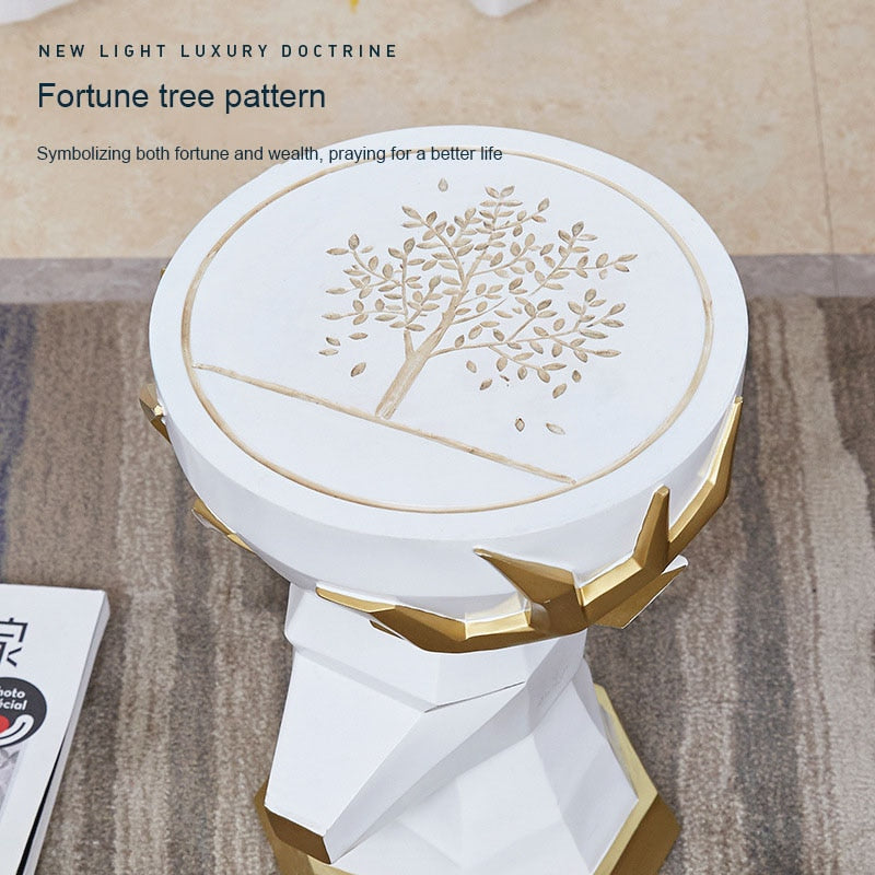 Tabouret design blanc laqué décoratif