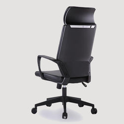 Chaise de bureau design noire avec dossier haut et accoudoirs 
