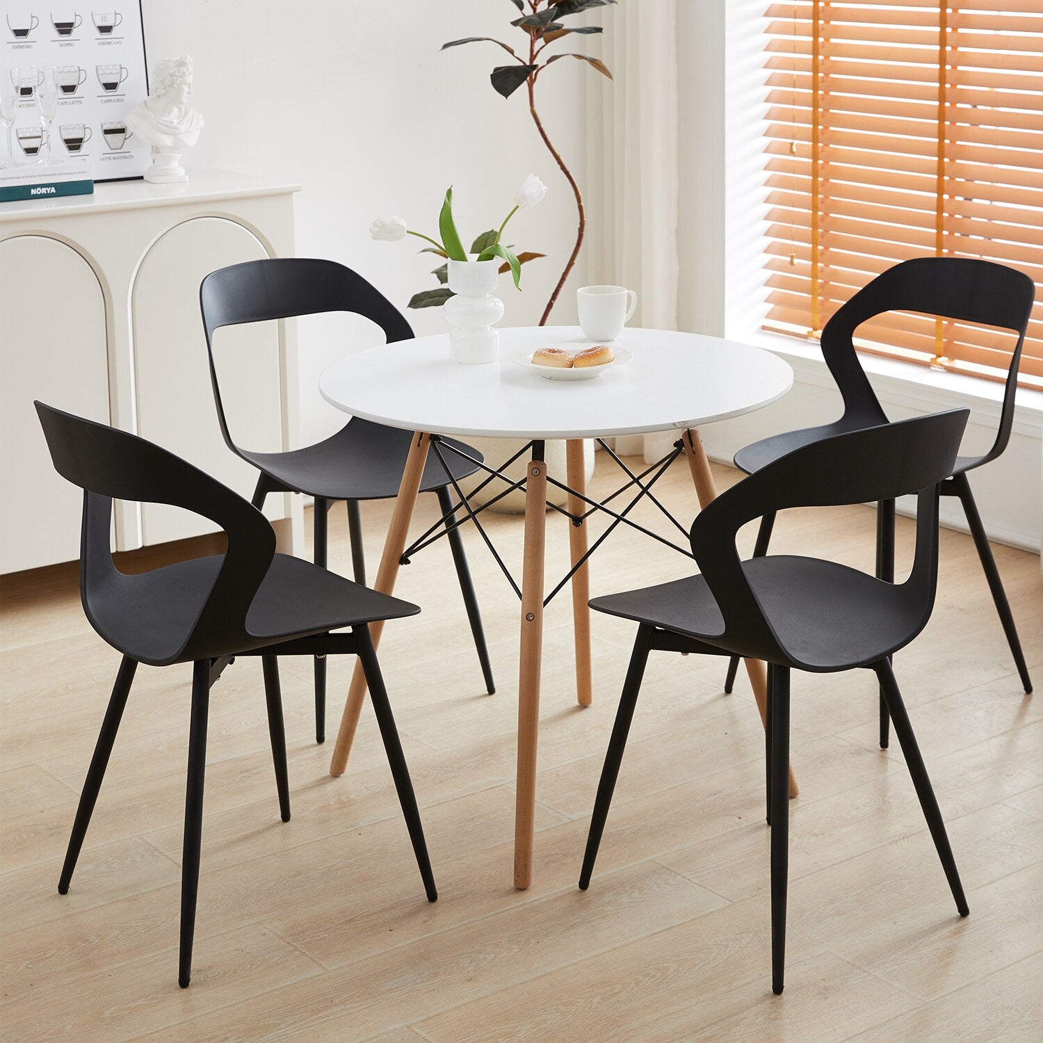 Chaise de salle à manger design en plastique 