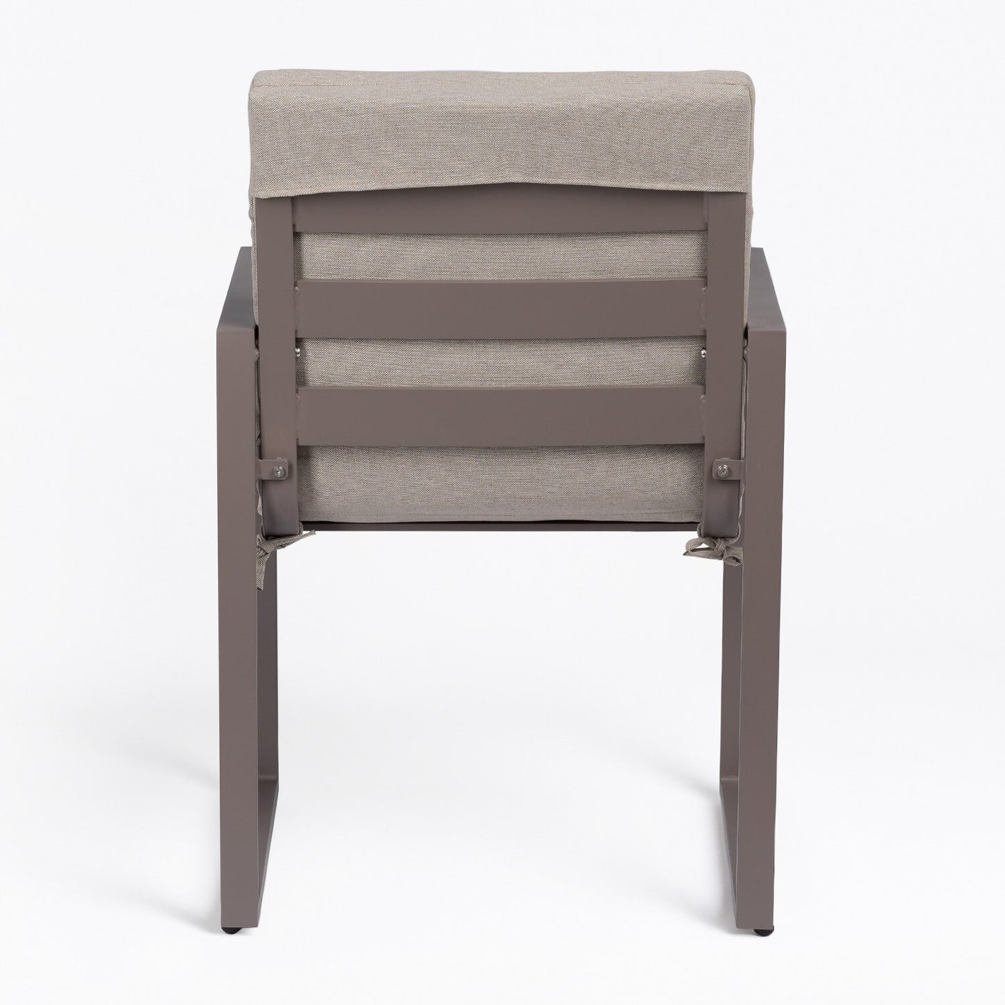 Chaise moderne de terrasse en métal