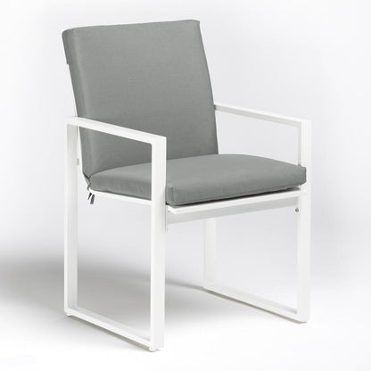 Chaise moderne de terrasse en métal