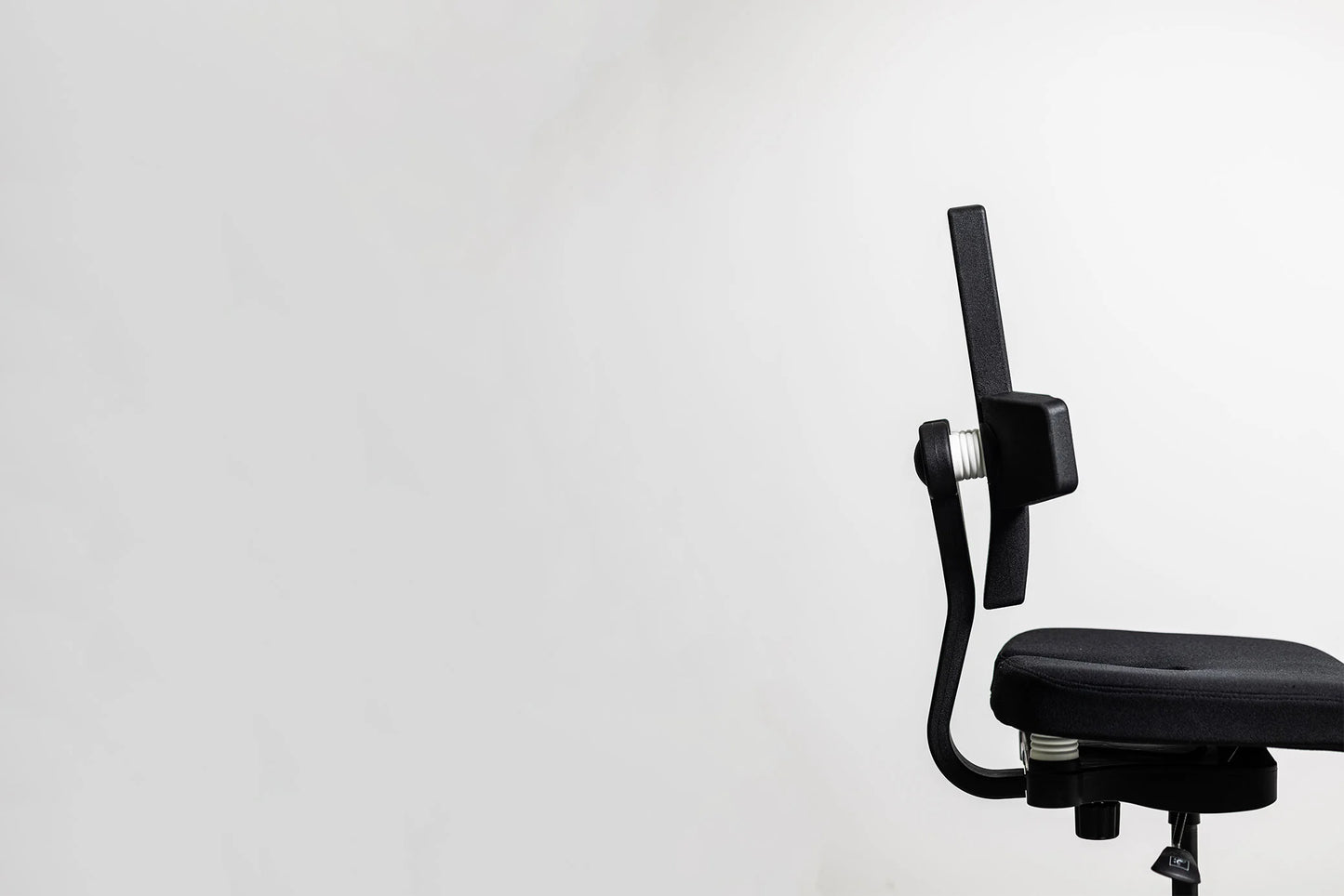 Chaise de bureau ergonomique en tissu éco conçu DEAR OSCAR