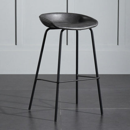 Tabouret de bar design  nordique avec pieds en métal noir