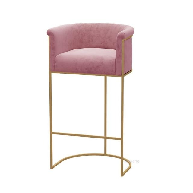 Chaise de bar design en métal doré et assise fauteuil en velours rose