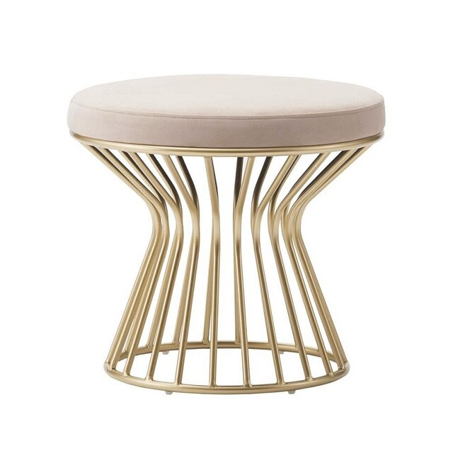 Tabouret design bas avec pied large à barreaux en métal doré 