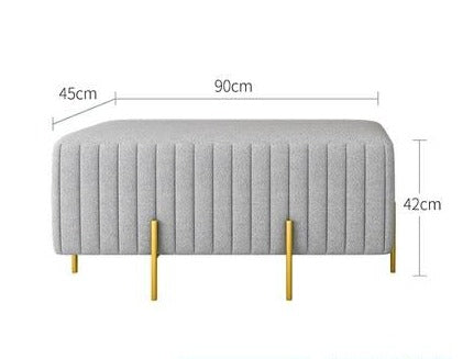 Banc design en velours et pieds en métal doré fins