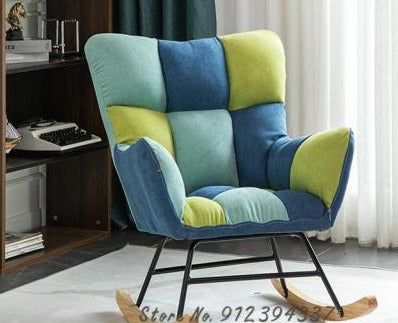 Fauteuil scandinave à bascule rembourré tissu et bois