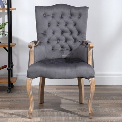 Fauteuil vintage capitonné avec armature bois